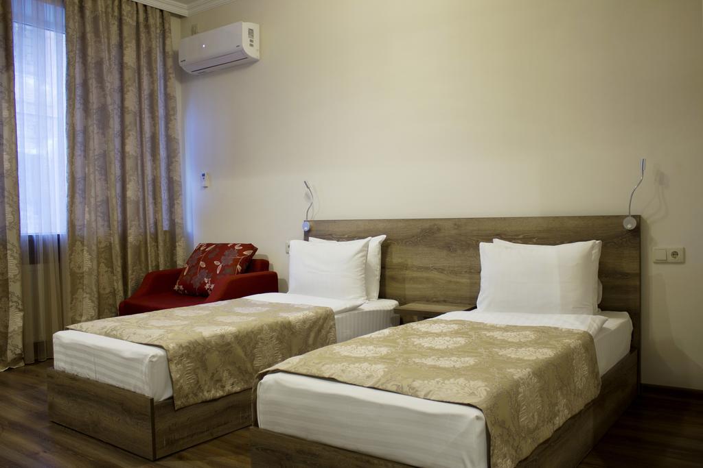 Hotel Feri 트빌리시 외부 사진